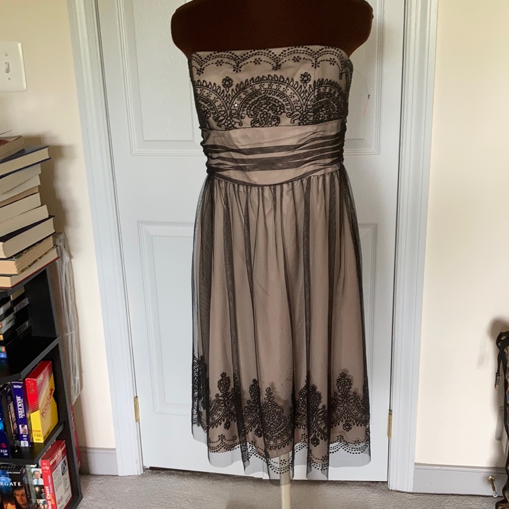 Strapless tulle formal short dress